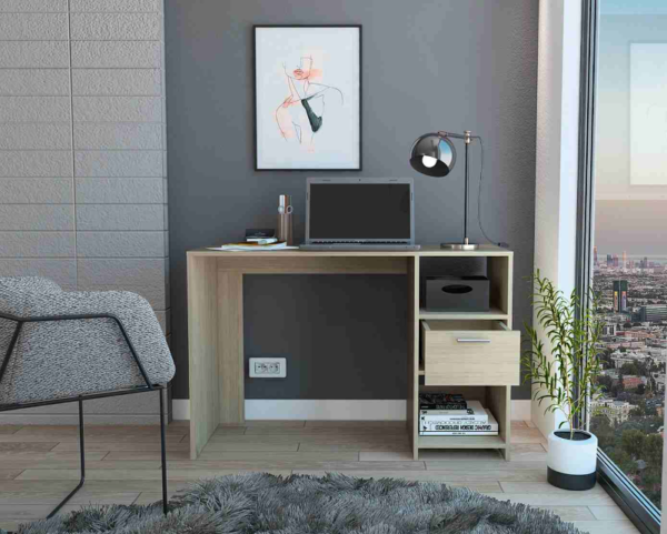 Su diseño minimalista transforma por completo tus espacios de trabajo o estudio. Cuenta con una amplia superficie de trabajo, en su parte derecha tiene dos entrepaños y un cajón donde puedes almacenar todos tus elementos personales. Los acabados del mueble lo hacen muy llamativo gracias a su color, a eso se le suma la calidad de sus materiales por lo cual, es un mueble muy resistente y duradero.