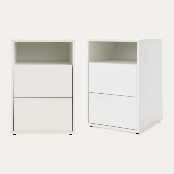 Los mejore muebles del peru AliMueblesjyl aprovecha la oferta de Nuestro Combo de mesas de noche con 2 cajones y repisa superior es la combinación perfecta de funcionalidad y estilo. Disponibles en colores blanco y madera natural, y fabricadas con materiales de alta calidad, estas mesas de noche son ideales para cualquier dormitorio que valore tanto el diseño como la practicidad.