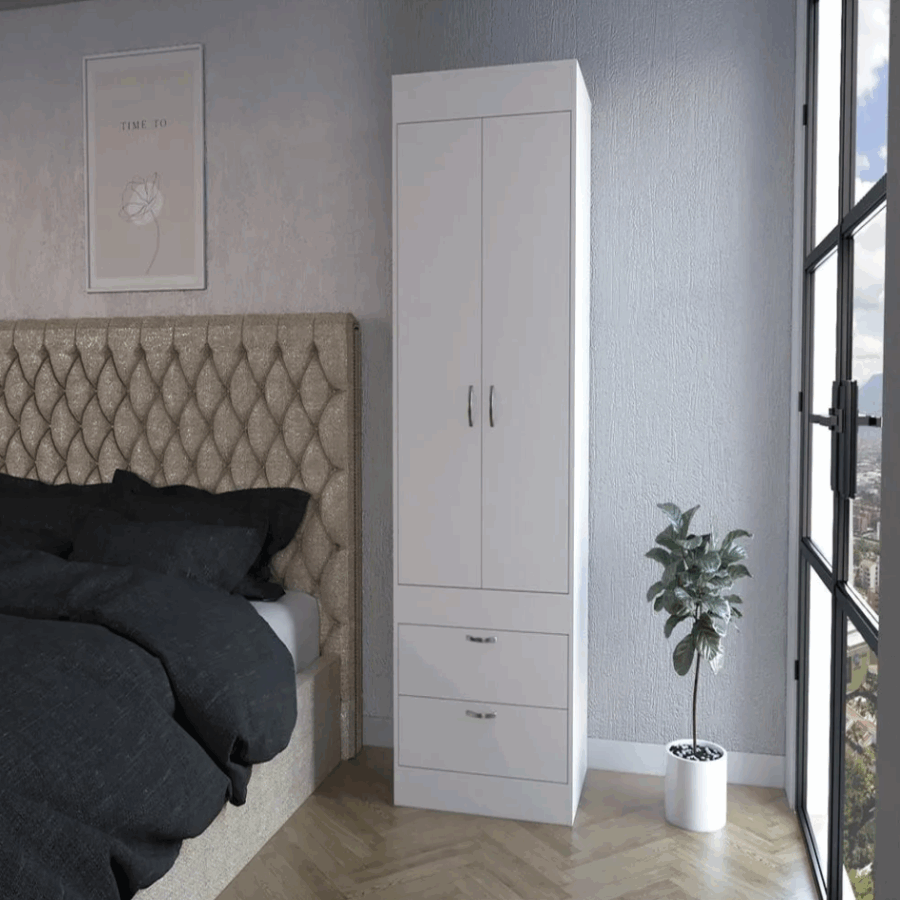 Aprovecha la oferta de nuestro Ropero Blanco con 2 Puertas y 2 Cajones: Elegancia y Funcionalidad en Cada Detalle Transforma tu espacio con nuestro ropero blanco de diseño moderno y funcional. Este mueble, con 2 puertas y 2 cajones con correderas telescópicas, está fabricado con melamina de alta calidad de 18 mm, lo que garantiza su durabilidad y resistencia.