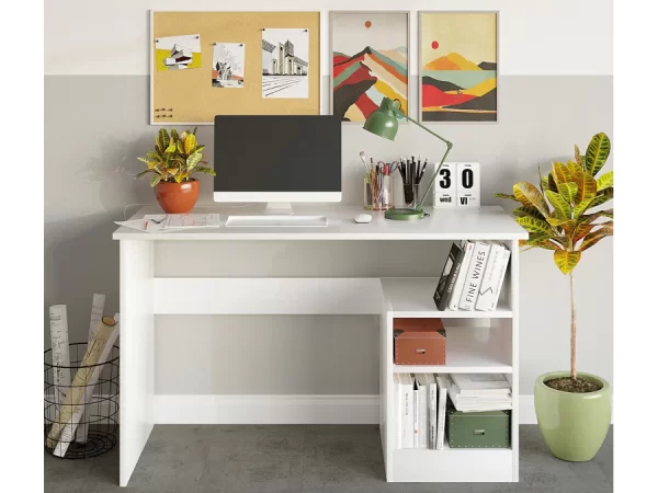 Aprovecha la oferta de Este escritorio con 3 estantes lateral izquierdo es la elección ideal para quienes necesitan un espacio de trabajo eficiente, organizado y con un diseño moderno. Su acabado en blanco aporta una estética limpia y versátil que se adapta a cualquier estilo decorativo, mientras que los dos estantes laterales ofrecen un almacenamiento adicional práctico y accesible.