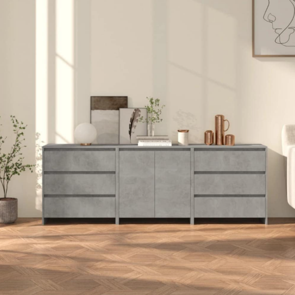 Aparador Moderno de 3 Cuerpos en Gris Cemento: Elegancia y Funcionalidad en un Solo Mueble Descubre el perfecto equilibrio entre estilo y funcionalidad con nuestro aparador moderno de 3 cuerpos en color Gris cemento. Este mueble, con un diseño contemporáneo y líneas limpias, es ideal para organizar y embellecer cualquier espacio de tu hogar.