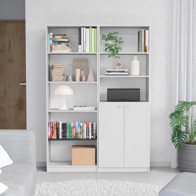 El estante organizador infantil de 5 divisiones con 2 puertas y estanterias color blanco es la solución perfecta para mantener el espacio de tus hijos ordenado y estimulante. Con su diseño versátil y funcional, este estante ofrece una manera conveniente de almacenar y mostrar una variedad de juguetes, libros y objetos en su habitación o área de juegos.