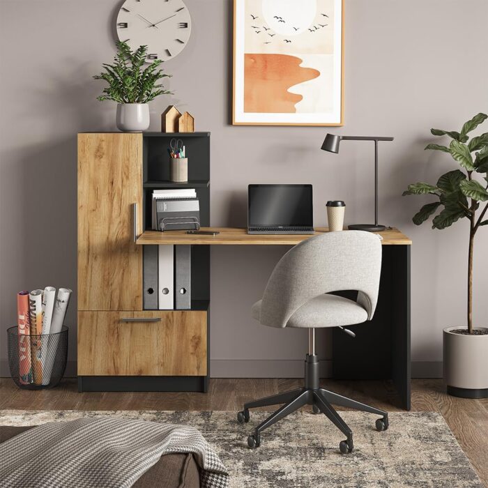 Escritorio Moderno con 2 Puertas Abatibles Estante Superior Espacioso: Funcionalidad y Elegancia en Negro y Roble. Un espacio de trabajo eficiente comienza con un escritorio bien diseñado. Nuestro escritorio con 2 puertas abatibles con tiradores y estantes abiertos superior espacioso es la elección ideal para quienes buscan una combinación perfecta de funcionalidad y estilo. Este mueble, en un sofisticado color negro y roble, no solo optimiza tu espacio de trabajo, sino que también añade un toque de elegancia moderna a cualquier habitación.