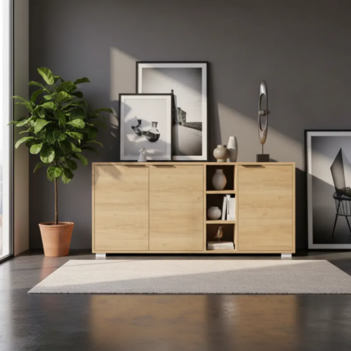 Aparador Moderno de 3 Puertas en Color Roble: Elegancia y Funcionalidad en un Solo Mueble Renueva tu sala con nuestro hermoso Aparador recibidor. El cual combina su estilo con la que hoy en día todos buscamos. Podrás decorarlo de una manera que tu habitación luzca extremadamente bien. Beneficios y Cualidades 1. Diseño Moderno y Versátil: Este aparador, con un diseño minimalista, será un aporte práctico y decorativo para tu hogar.