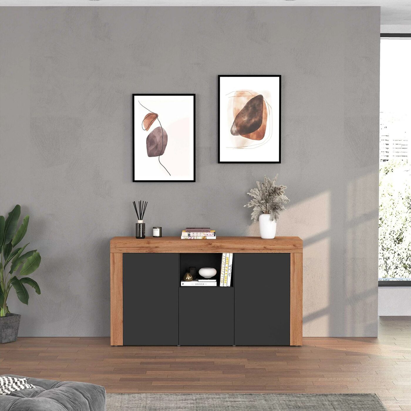 Aparador Moderno de 3 Puertas Con Un Estante Abierto En Color Roble y Grafito: Elegancia y Funcionalidad en un Solo Mueble Renueva tu sala con nuestro hermoso Aparador recibidor. El cual combina su estilo con la que hoy en día todos buscamos. Podrás decorarlo de una manera que tu habitación luzca extremadamente bien.